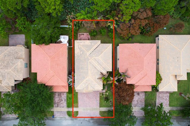 6004 Spring Lake Terrace, Fort Pierce, FL 34951