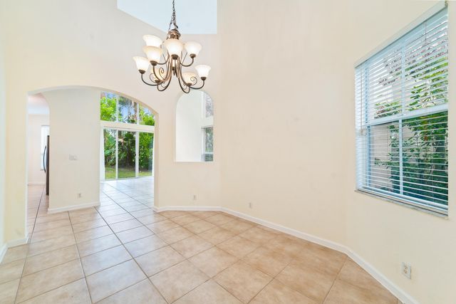 6004 Spring Lake Terrace, Fort Pierce, FL 34951