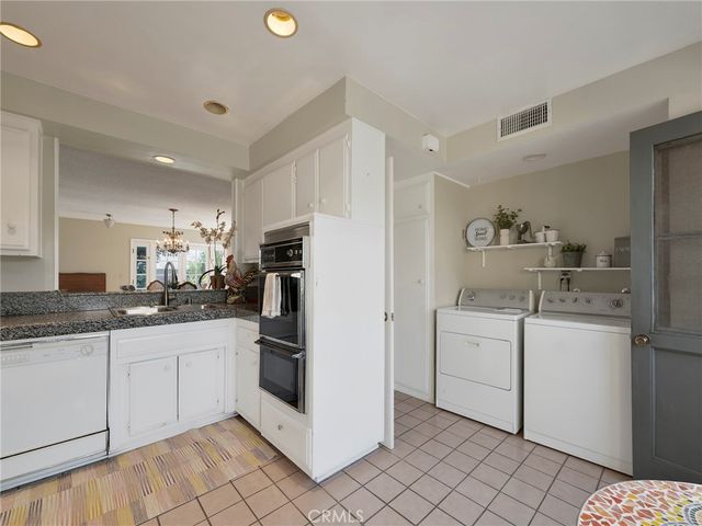 12289 Woodley, Granada Hills, CA 91344