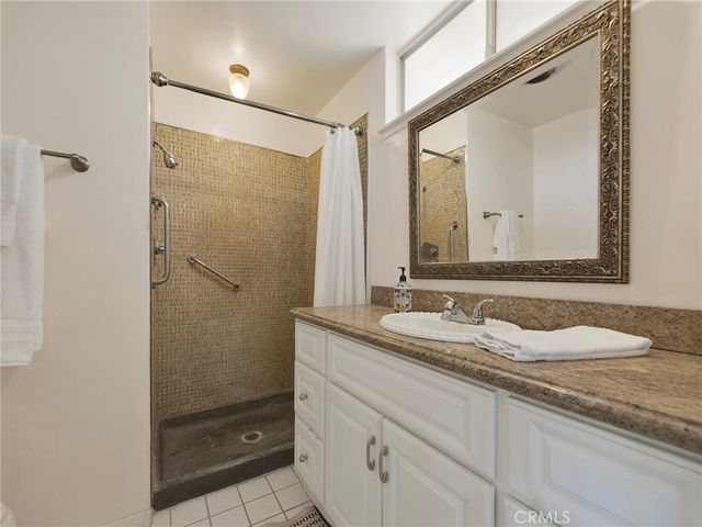 12289 Woodley, Granada Hills, CA 91344