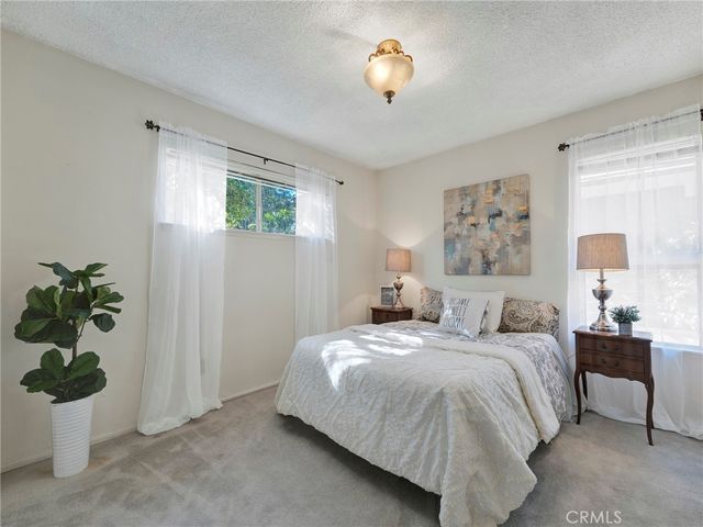 12289 Woodley, Granada Hills, CA 91344