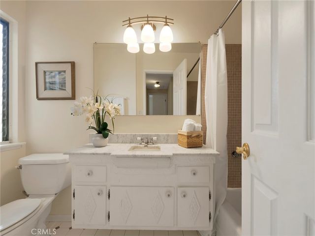 12289 Woodley, Granada Hills, CA 91344