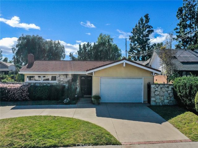 12289 Woodley, Granada Hills, CA 91344