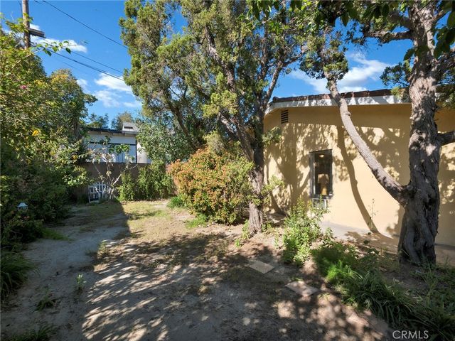 12289 Woodley, Granada Hills, CA 91344