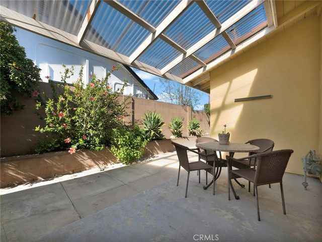 12289 Woodley, Granada Hills, CA 91344