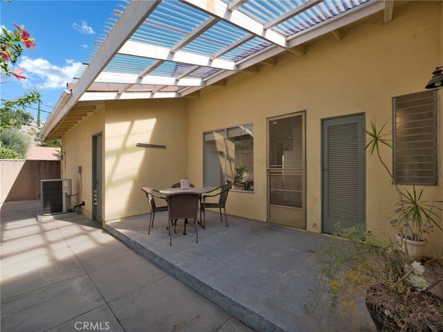 12289 Woodley, Granada Hills, CA 91344
