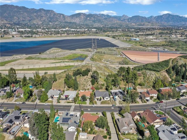 12289 Woodley, Granada Hills, CA 91344