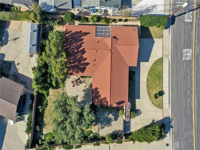 12289 Woodley, Granada Hills, CA 91344