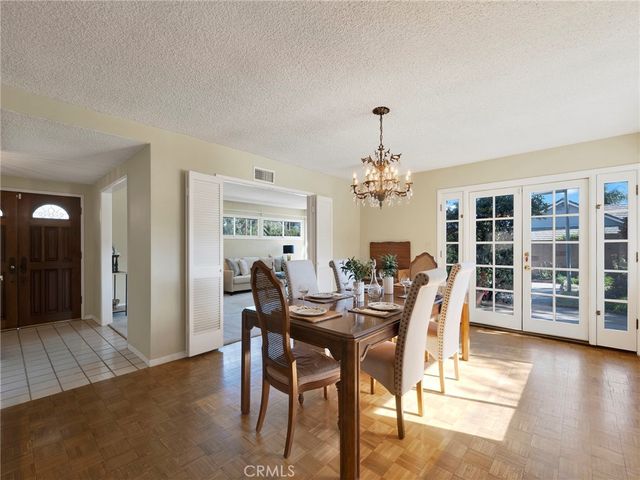 12289 Woodley, Granada Hills, CA 91344