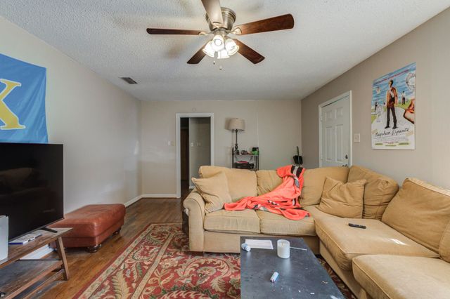 3214 32nd Street, Lubbock, TX 79410