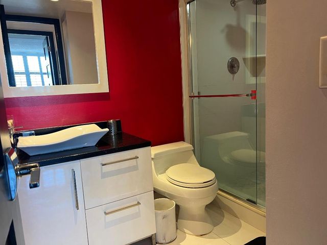 3400 N Ocean Drive 905, Singer Island, FL 33404