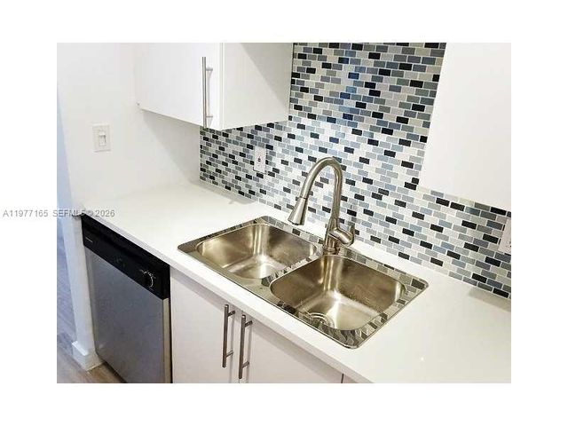 653 Michigan Ave 14, Miami Beach, FL 33139