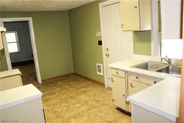 12432 South Avenue, North Lima, OH 44452