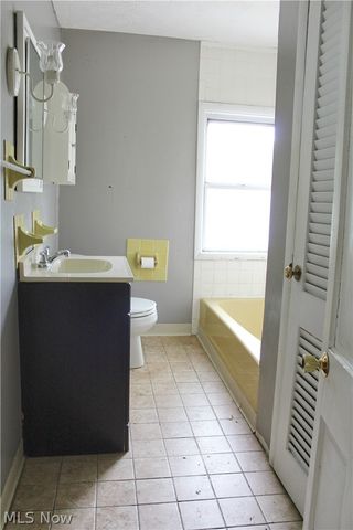 12432 South Avenue, North Lima, OH 44452