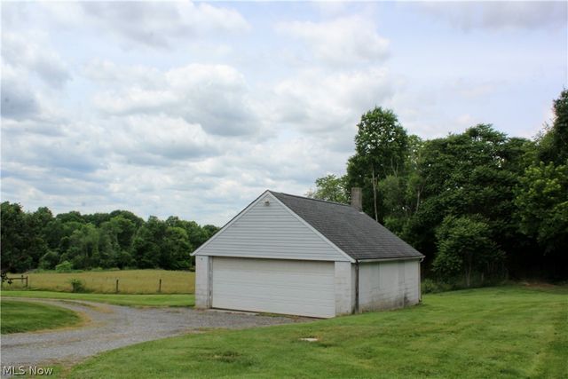 12432 South Avenue, North Lima, OH 44452