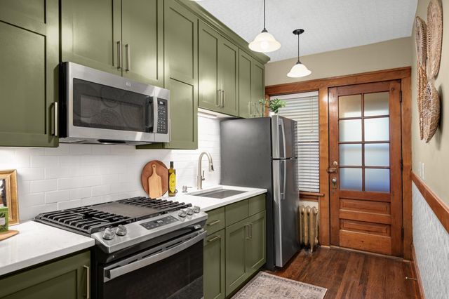 641 Marshall Avenue 4, Saint Paul, MN 55104