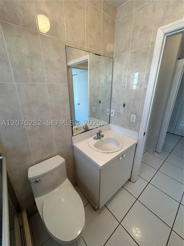 2421 NW 99th Ter 2, Miami, FL 33147