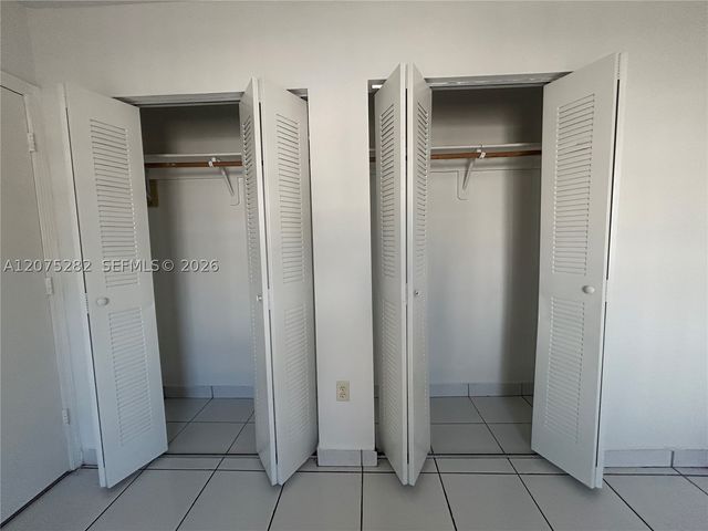 2421 NW 99th Ter 2, Miami, FL 33147