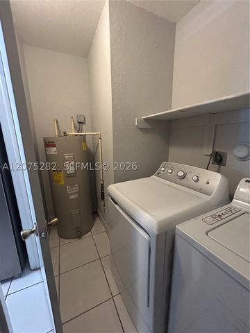 2421 NW 99th Ter 2, Miami, FL 33147