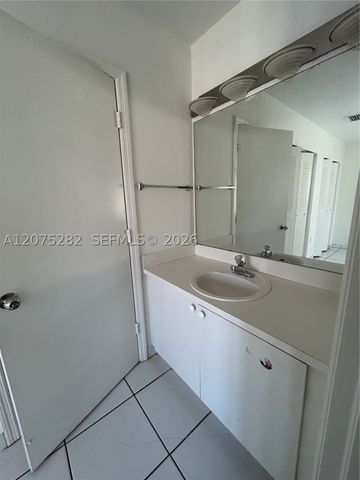 2421 NW 99th Ter 2, Miami, FL 33147
