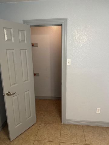 2743 Maple Tree RD A, New Braunfels, TX 78130