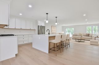 29 Autumn Lane, Raymond, NH 03077