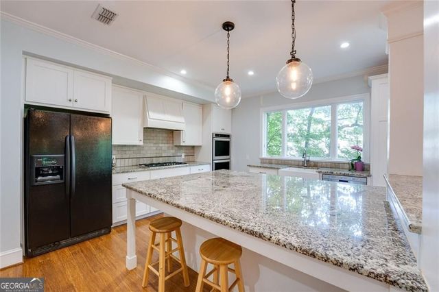 50 Serendipity Way, Sandy Springs, GA 30350
