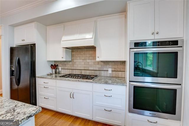 50 Serendipity Way, Sandy Springs, GA 30350