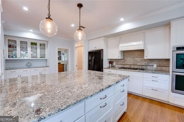 50 Serendipity Way, Sandy Springs, GA 30350