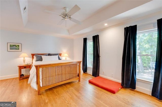 50 Serendipity Way, Sandy Springs, GA 30350
