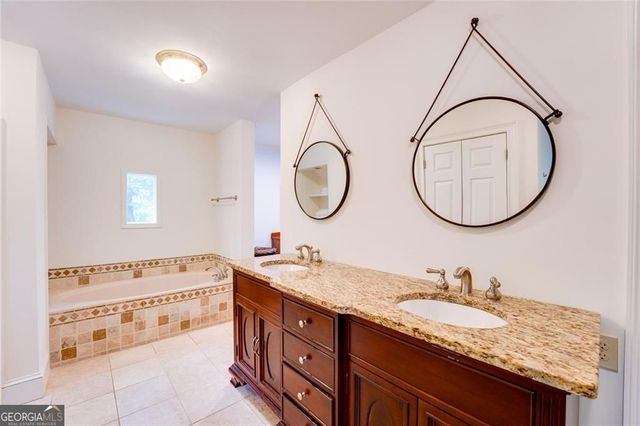 50 Serendipity Way, Sandy Springs, GA 30350