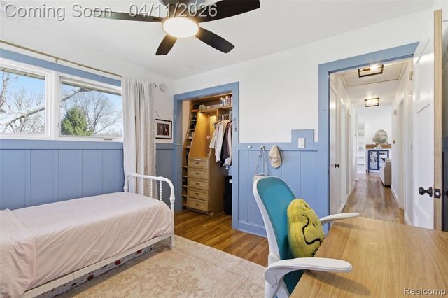 29601 Gilchrest Street, Farmington, MI 48334