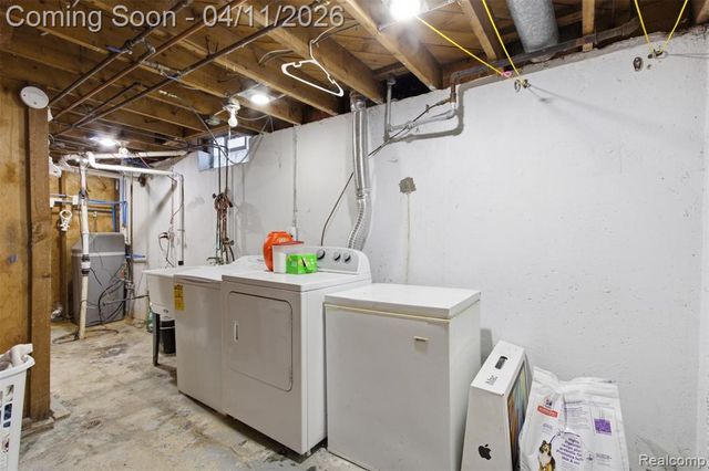 29601 Gilchrest Street, Farmington, MI 48334