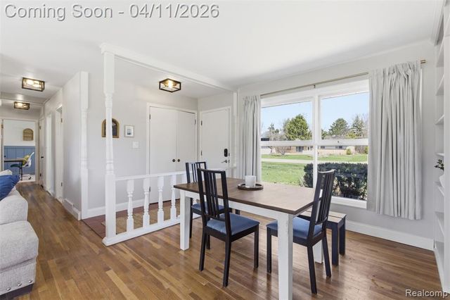 29601 Gilchrest Street, Farmington, MI 48334