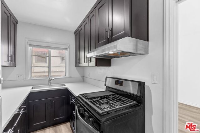 727 Crenshaw Boulevard, Los Angeles, CA 90005