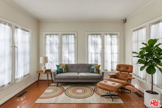 727 Crenshaw Boulevard, Los Angeles, CA 90005