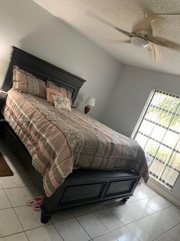 5530 NW 44th St 111C, Lauderhill, FL 33319