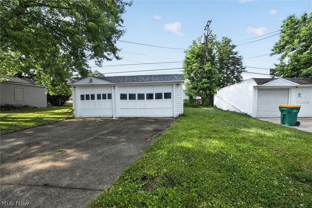 19500 Libby Road, Maple Heights, OH 44137