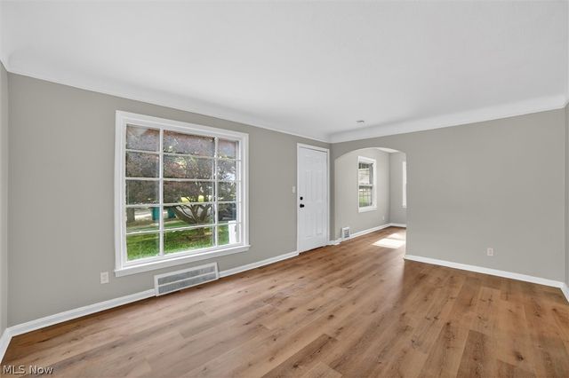 19500 Libby Road, Maple Heights, OH 44137