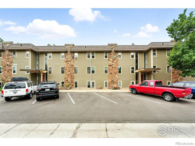 3365 Chisholm Trail, Boulder, CO 80301