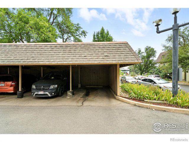 3365 Chisholm Trail, Boulder, CO 80301