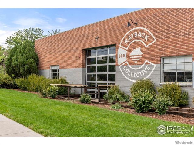 3365 Chisholm Trail, Boulder, CO 80301