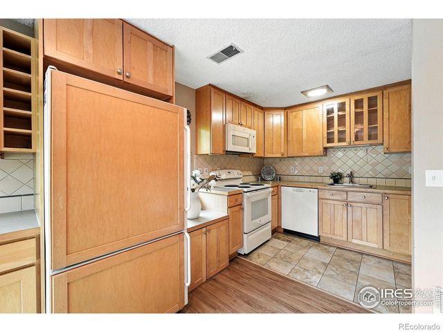 3365 Chisholm Trail, Boulder, CO 80301