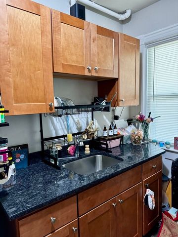 11 John Street 10, Attleboro, MA 02703