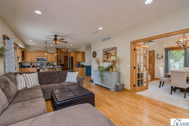 137 Victoria Boulevard, Mankato, MN 56001