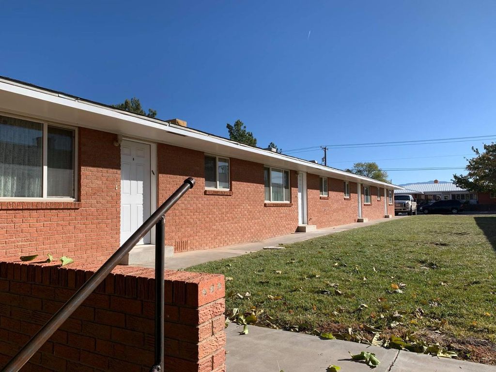 3717 Alamogordo Drive NW 7, Albuquerque, NM 87120