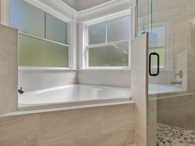 XX Country Club Drive, Crawfordville, FL 32327