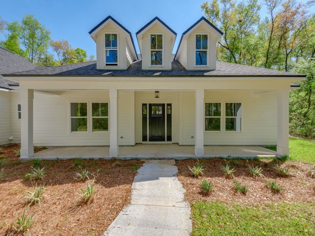 XX Country Club Drive, Crawfordville, FL 32327