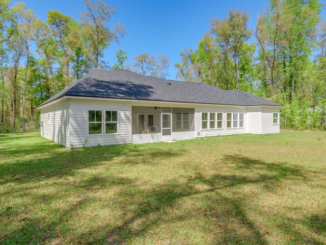 XX Country Club Drive, Crawfordville, FL 32327