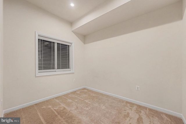 2042 TRACK CIR, Fredericksburg, VA 22401